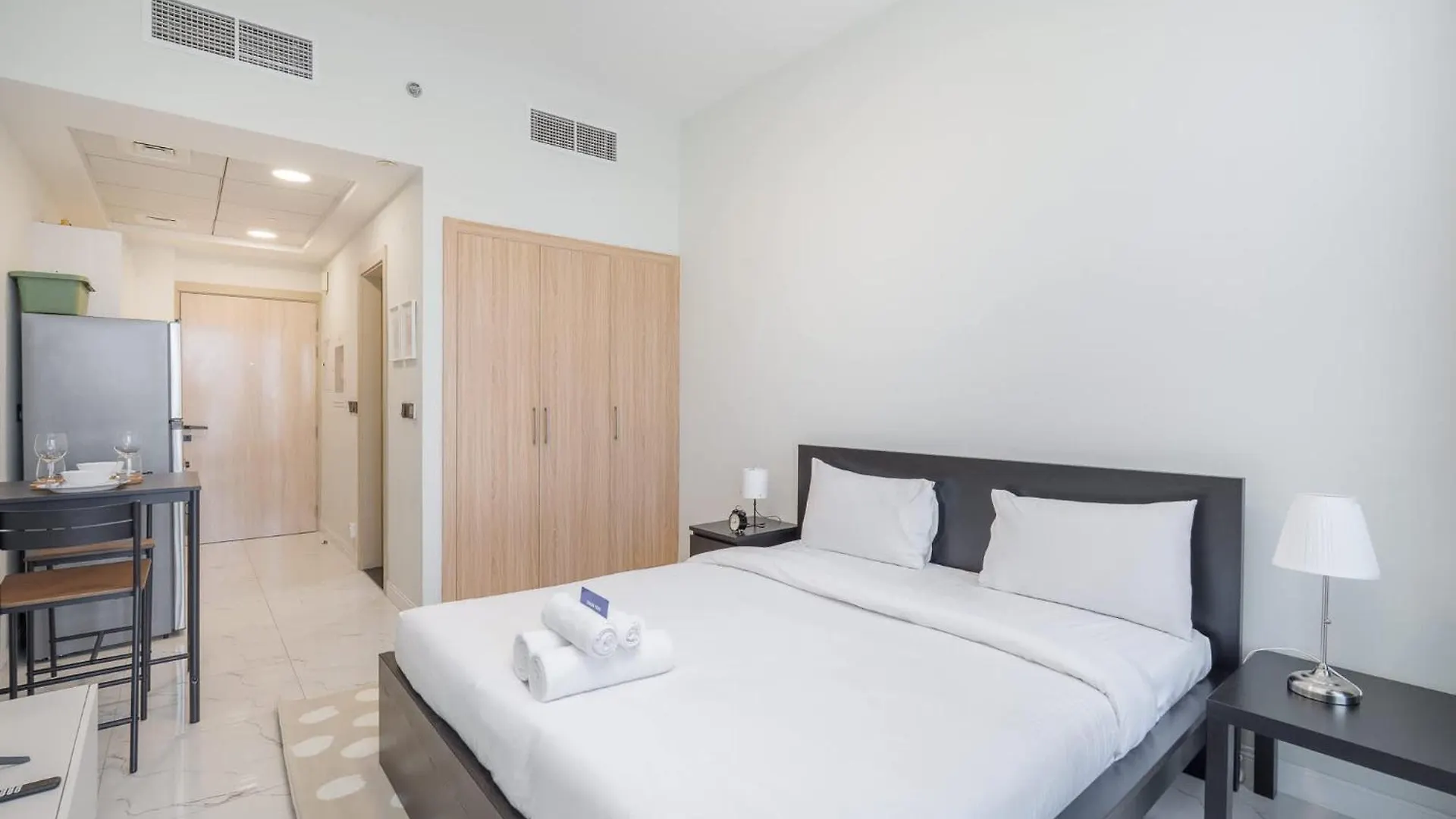 Stay In Alexis Tower'S Stunning Studio And Sleeps 2 Dubai