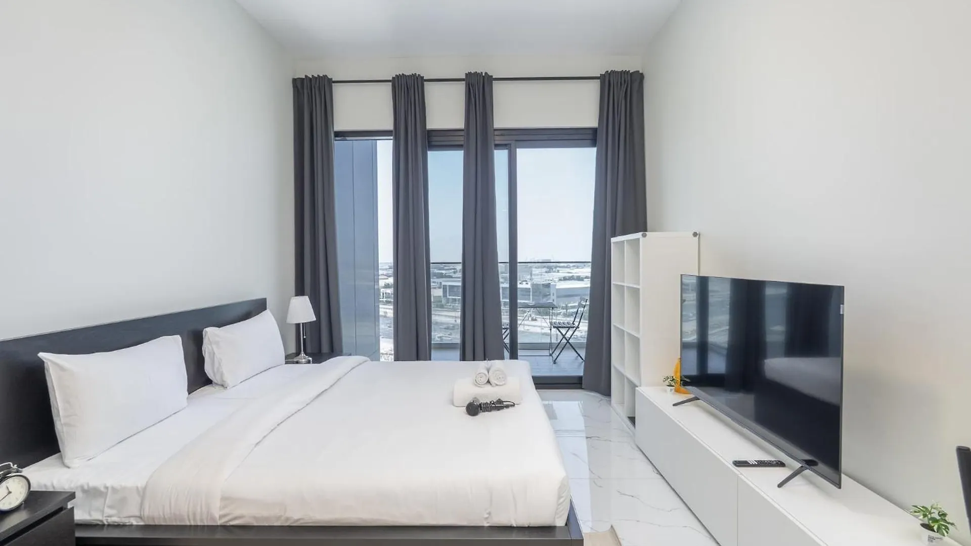 Stay In Alexis Tower'S Stunning Studio And Sleeps 2 Dubai United Arab Emirates